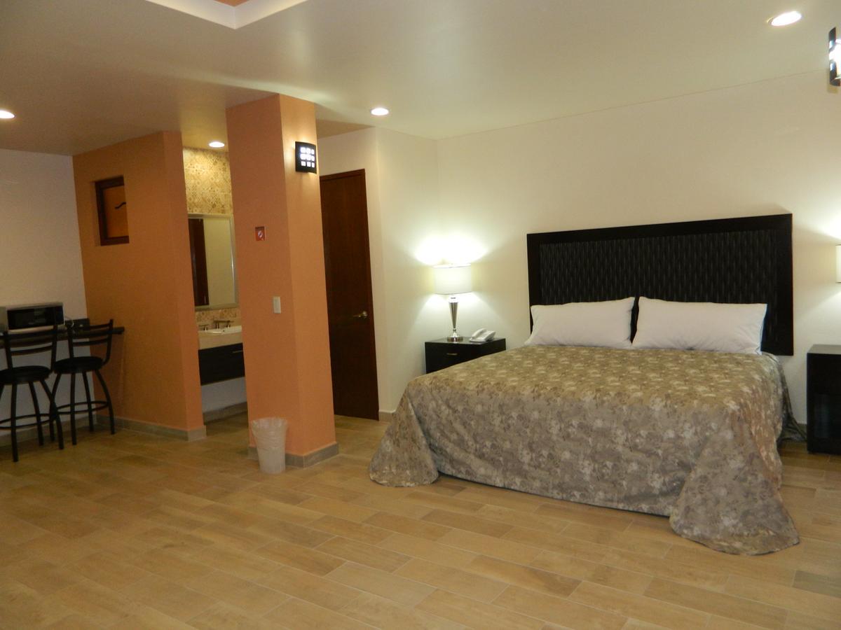 Hotel Plaza Bernal Exterior foto